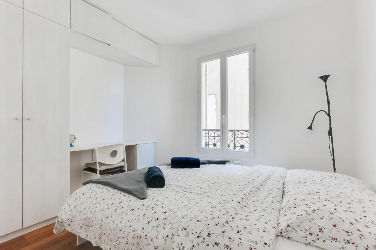 ++++ Chambre Privee Chez L Habitant Arc De Triomphe / Private Room Arc De Triomphe ++++ Paris